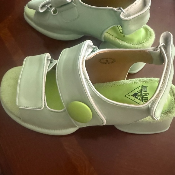 John Fluevog Green Neve Sandals - Picture 2 of 6